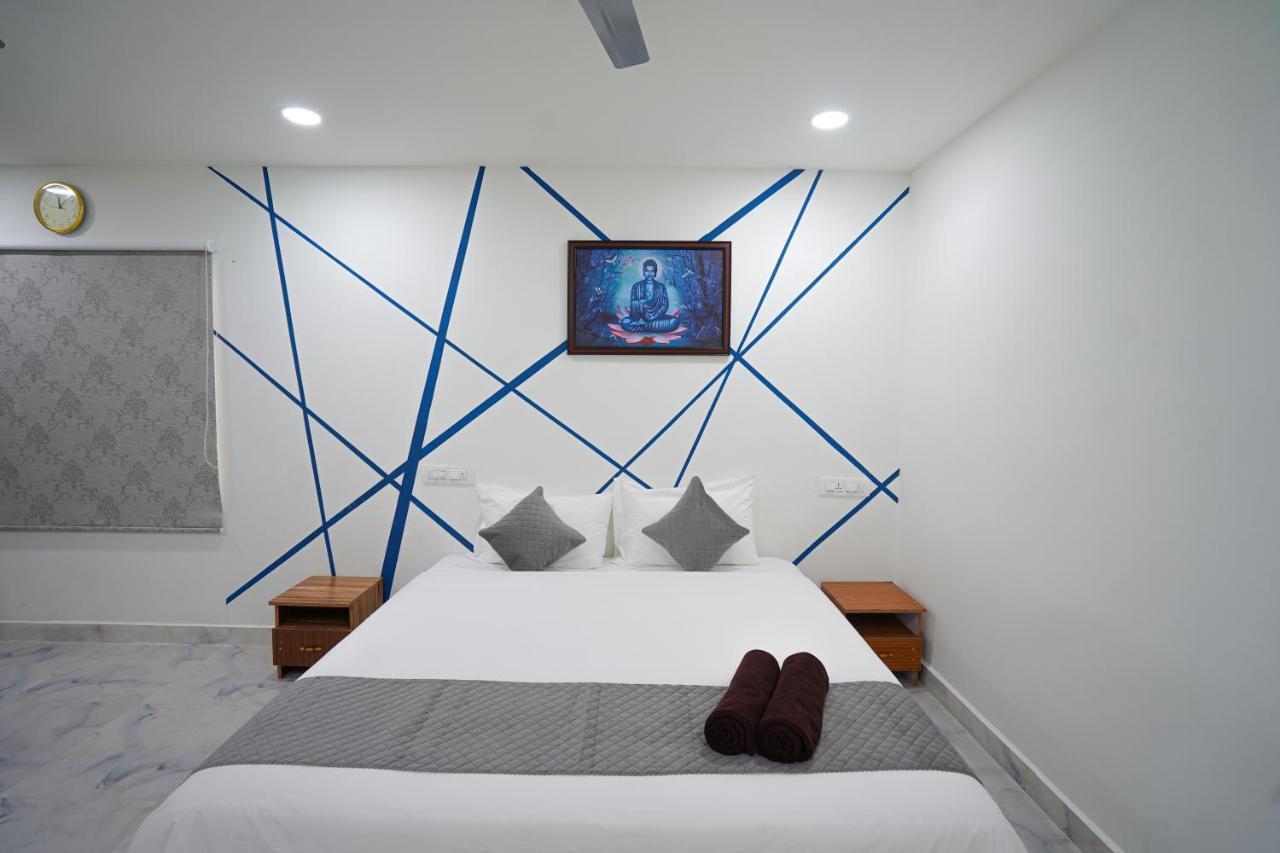 Mahasri Studio Apartments- Brand New Fully Furnished Air Conditioned Studio Apartments Tirupati Ngoại thất bức ảnh