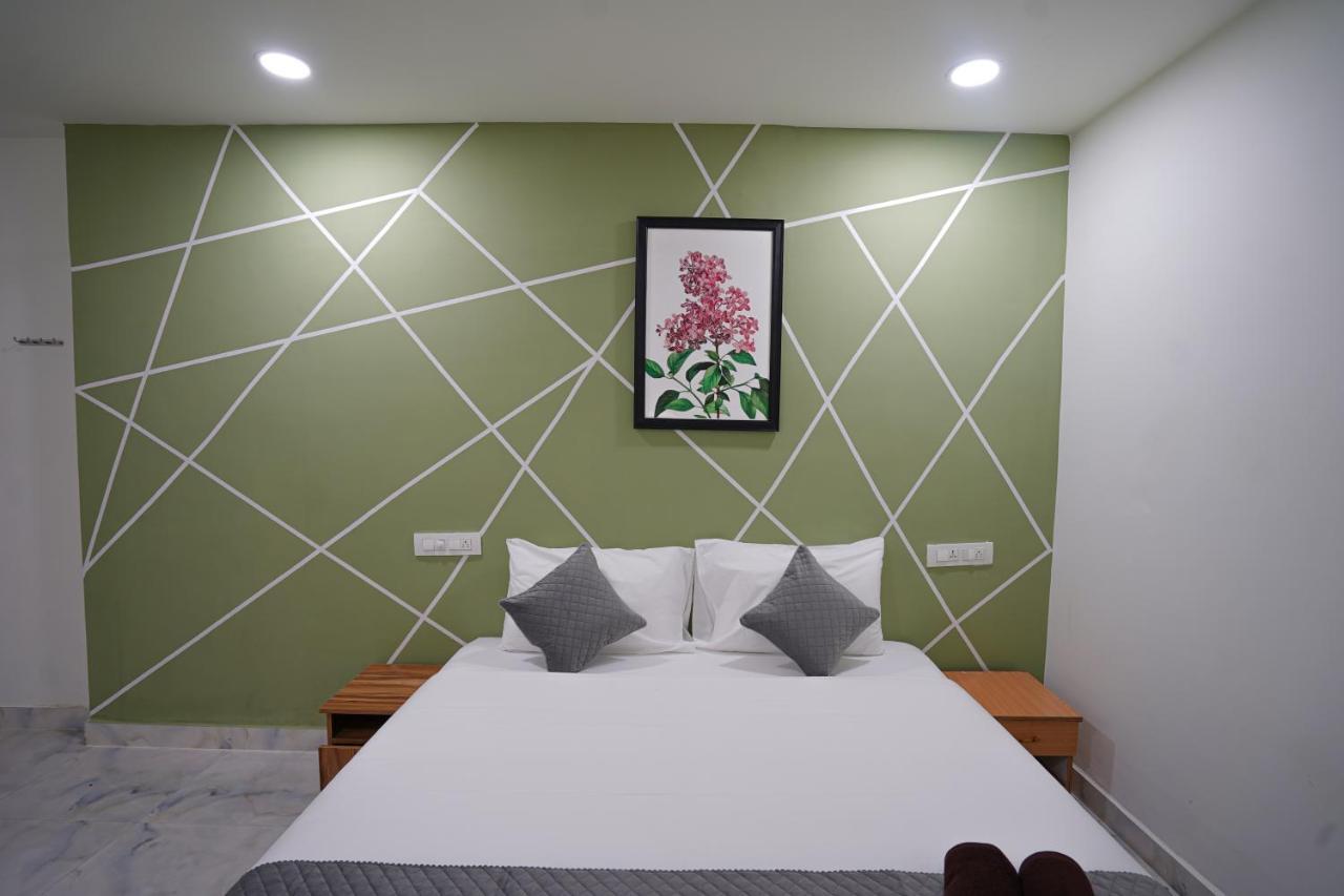 Mahasri Studio Apartments- Brand New Fully Furnished Air Conditioned Studio Apartments Tirupati Ngoại thất bức ảnh