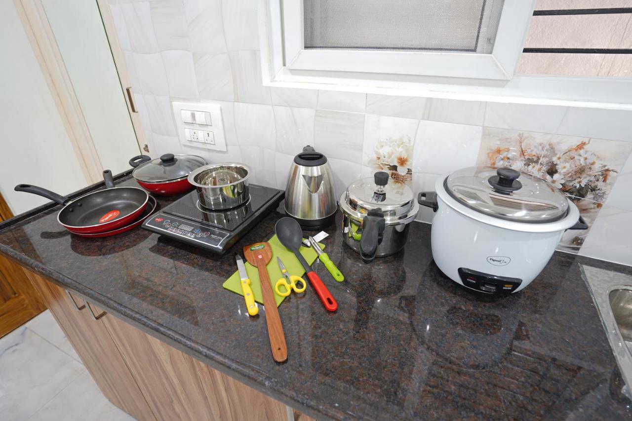 Mahasri Studio Apartments- Brand New Fully Furnished Air Conditioned Studio Apartments Tirupati Ngoại thất bức ảnh